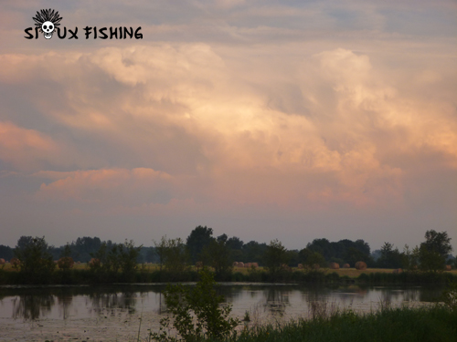 Temps orageux sur le spot de pêche